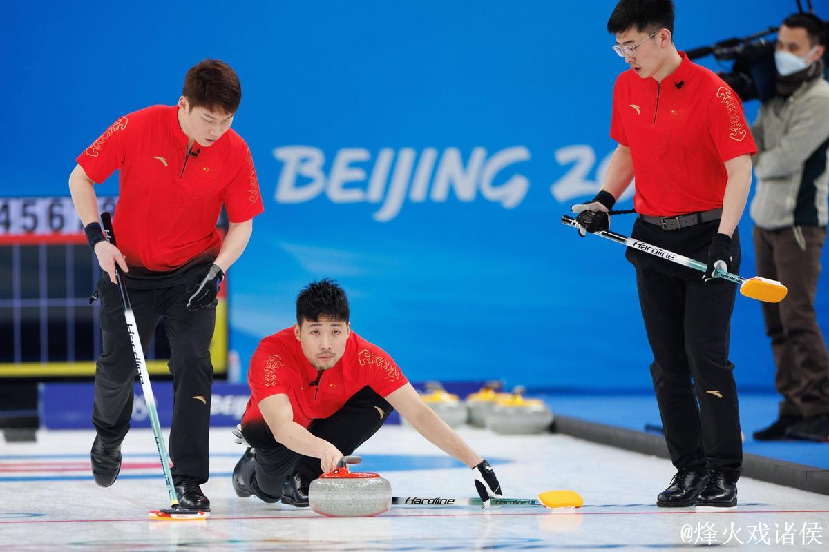 中国男子冰壶队以9-3战胜韩国 确保循环赛前三名