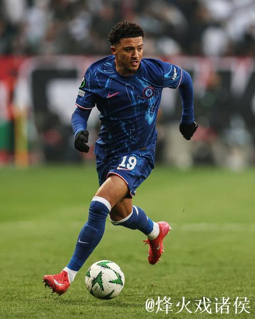 德甲-桑乔破门皮什切克门线救险 多特力克弗莱堡